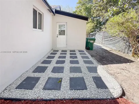 2255 NW 60th Street Miami FL 33142