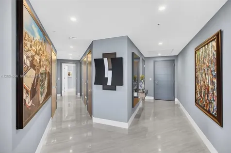 17111 Biscayne Boulevard North Miami Beach FL 33160