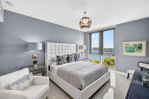 17111 Biscayne Boulevard North Miami Beach FL 33160
