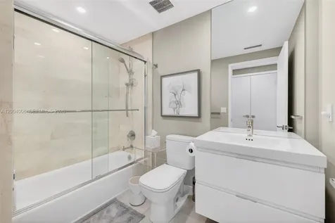 17111 Biscayne Boulevard North Miami Beach FL 33160