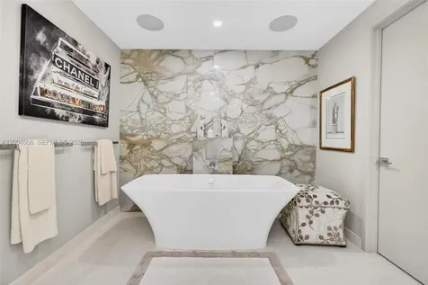 17111 Biscayne Boulevard North Miami Beach FL 33160