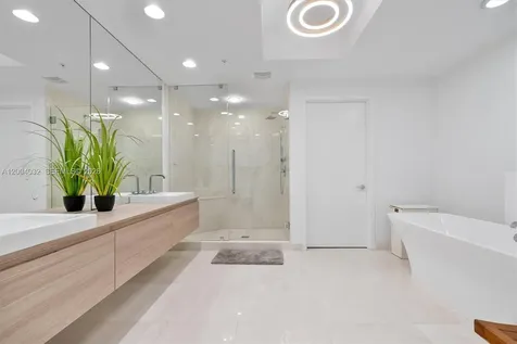 17301 Biscayne Boulevard North Miami Beach FL 33160