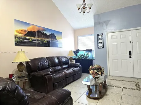 9018 NW 120th Street Hialeah Gardens FL 33018