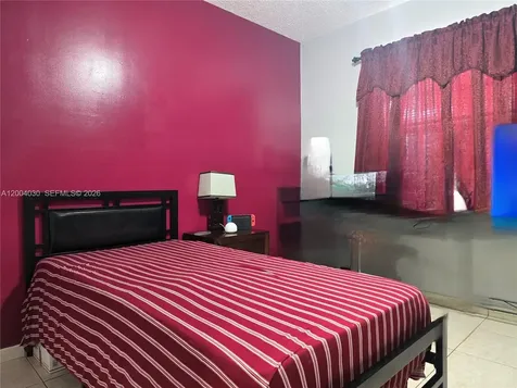 9018 NW 120th Street Hialeah Gardens FL 33018