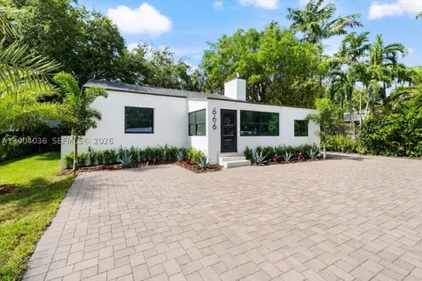 666 NE 62nd Street Miami FL 33138