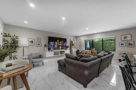 15465 SW 114 Street Miami FL 33196