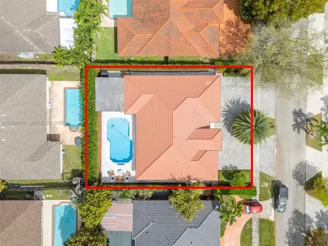 15465 SW 114 Street Miami FL 33196