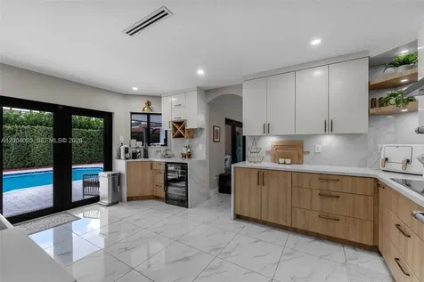 15465 SW 114 Street Miami FL 33196