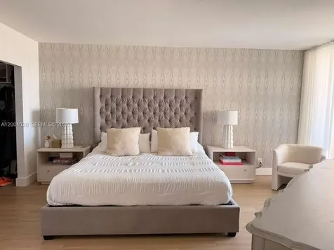 20185 E Country Club Drive Aventura FL 33180