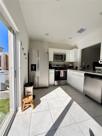 487 NE 5th Street Florida City FL 33034