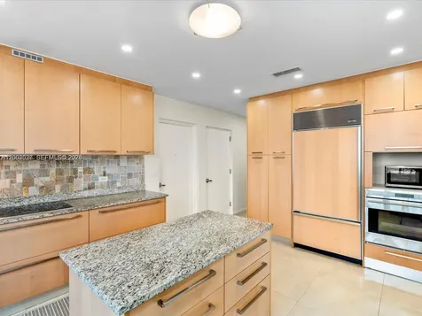 16001 Collins Avenue Sunny Isles Beach FL 33160