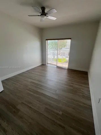 7570 NW 176th Terrace Hialeah FL 33015