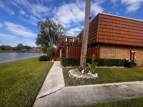 11912 SW 11th Court Davie FL 33325