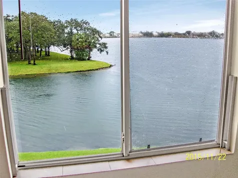 2361 NW 33rd Street Oakland Park FL 33309