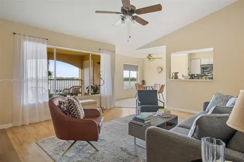 2361 NW 33rd Street Oakland Park FL 33309