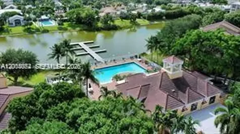 2361 NW 33rd Street Oakland Park FL 33309