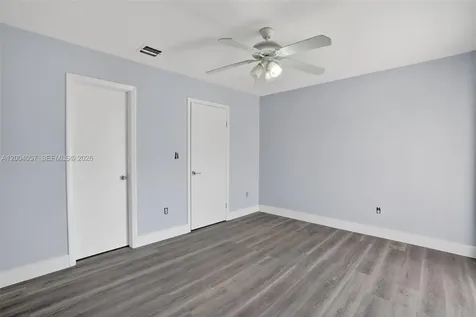 2276 W 56th Street Hialeah FL 33016