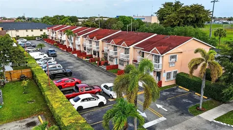 2276 W 56th Street Hialeah FL 33016