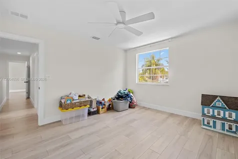 9547 SW 146th Place Miami FL 33186