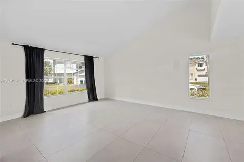 9547 SW 146th Place Miami FL 33186