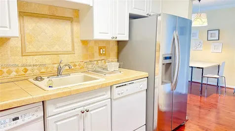 2501 S Ocean Drive Hollywood FL 33019