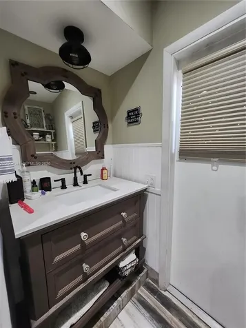 2251 NW 87th Terrace Pembroke Pines FL 33024