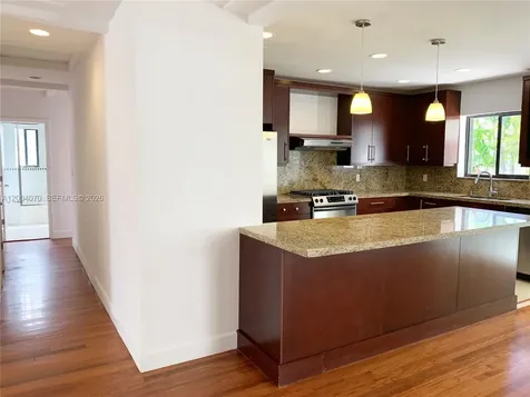 7750 Noremac Avenue Miami Beach FL 33141