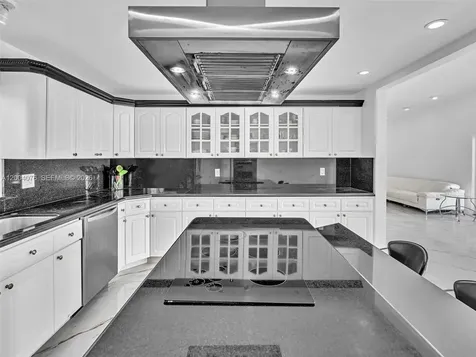 12904 Banyan Road North Miami FL 33181