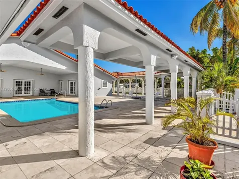 12904 Banyan Road North Miami FL 33181