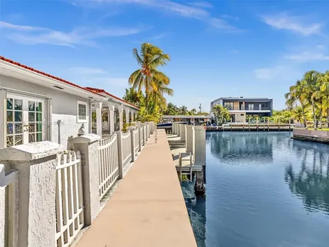 12904 Banyan Road North Miami FL 33181