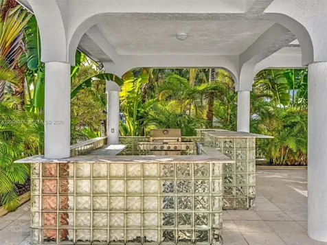 12904 Banyan Road North Miami FL 33181