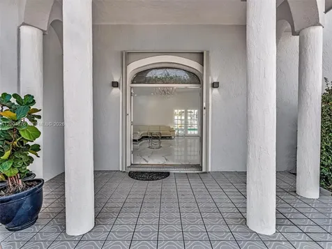 12904 Banyan Road North Miami FL 33181