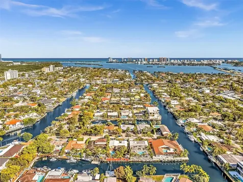 12904 Banyan Road North Miami FL 33181
