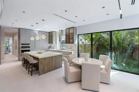 1748 SW 21st Terrace Miami FL 33145