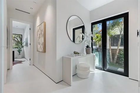 1748 SW 21st Terrace Miami FL 33145