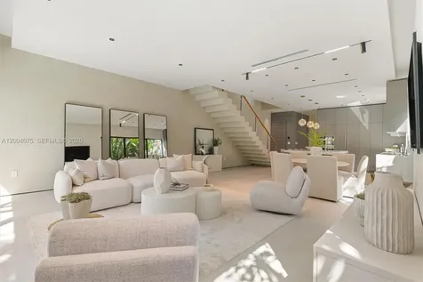 1748 SW 21st Terrace Miami FL 33145
