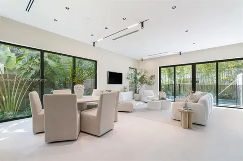1748 SW 21st Terrace Miami FL 33145