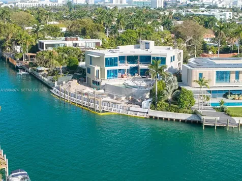 1649 W 22nd Street Miami Beach FL 33140