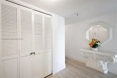 4900 N Ocean Boulevard Lauderdale By The Sea FL 33308