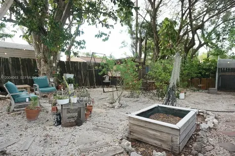 229 2nd Road Key Largo FL 33037
