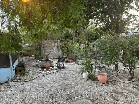 229 2nd Road Key Largo FL 33037
