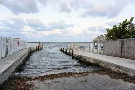 229 2nd Road Key Largo FL 33037