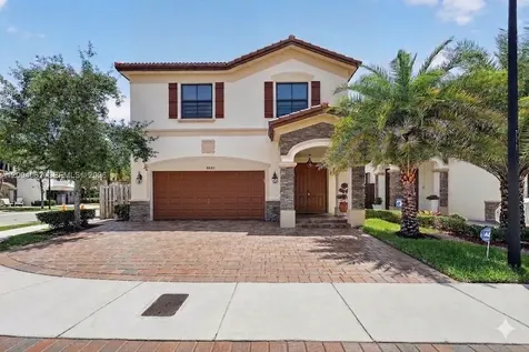 8895 NW 100th Place Doral FL 33178