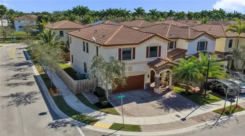 8895 NW 100th Place Doral FL 33178