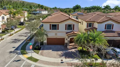 8895 NW 100th Place Doral FL 33178