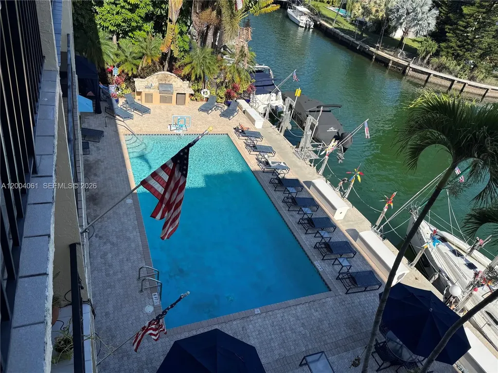 2600 NE 135th Street North Miami FL 33181