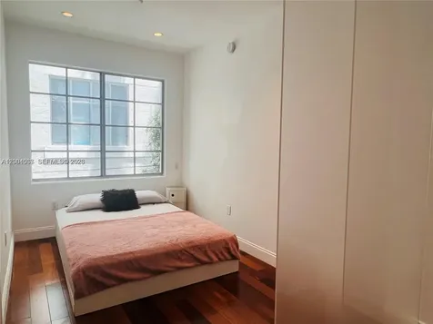 526 15th Street Miami Beach FL 33139