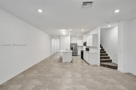 8344 NW 7th Place Plantation FL 33324