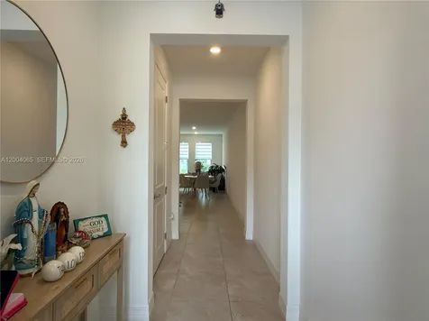 8344 NW 7th Place Plantation FL 33324