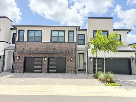8344 NW 7th Place Plantation FL 33324
